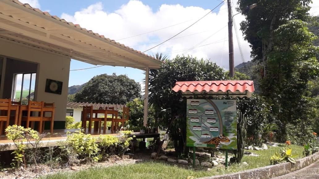 ホテル Servituristicos La Esmeralda Santa María エクステリア 写真