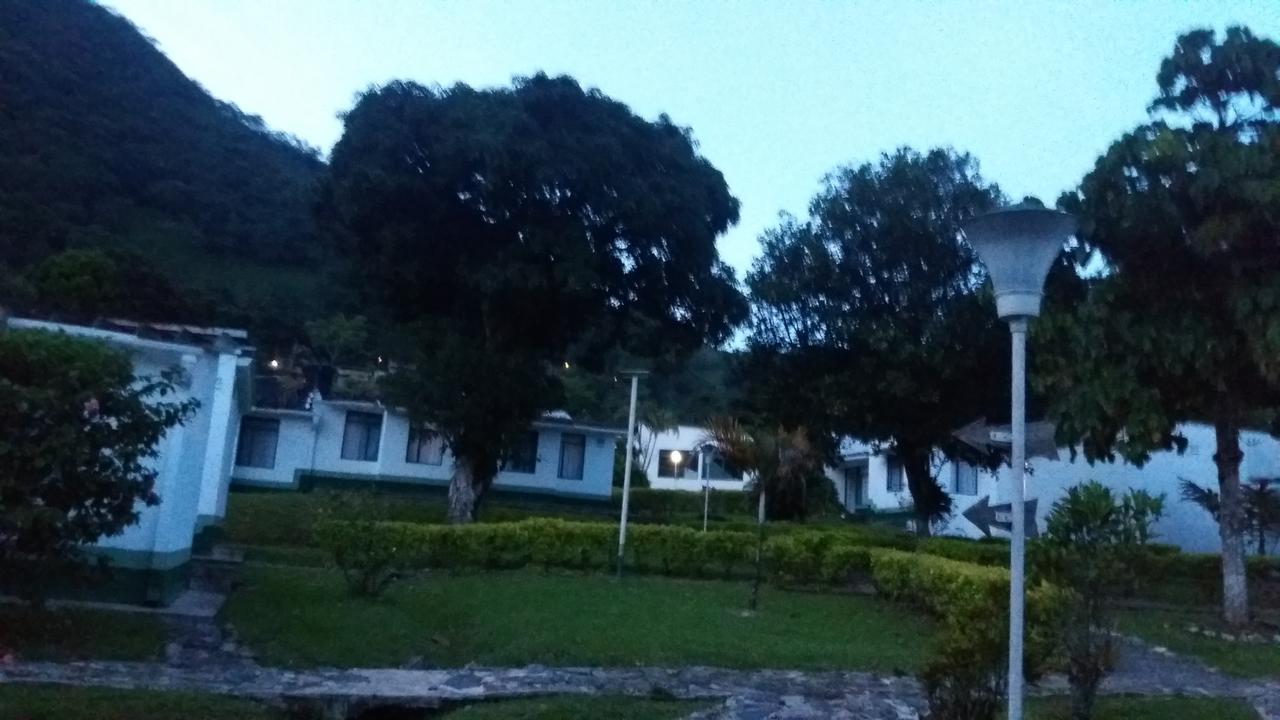 ホテル Servituristicos La Esmeralda Santa María エクステリア 写真